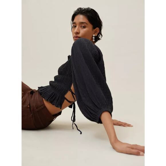 Urban Outfitters Vida Lace Up Smocked Top Ruffle Balloon Sleeve Backless Blouse - Picture 3 of 11